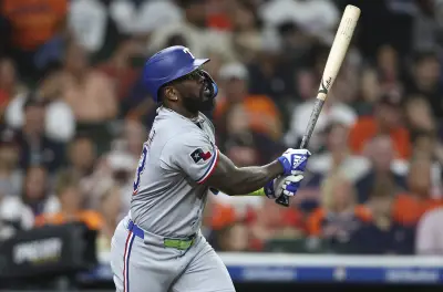 Report: OF Adolis García, Phillies finalizing one-year deal