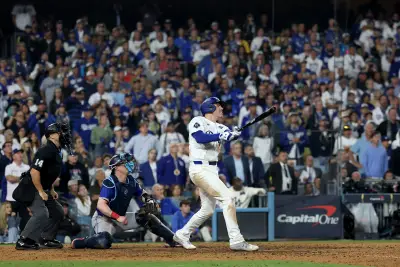 Dodgers win epic 18-inning classic Game 3 on Freddie Freeman walk-off homer to grab World Series lead