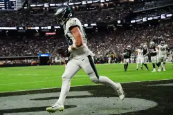 Eagles-Raiders tale of the tape: The Birds have a lot of advantages, but at this point, no guarantees