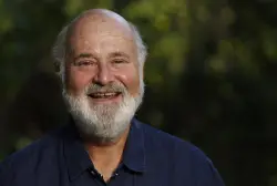 2 found dead at home of Rob Reiner